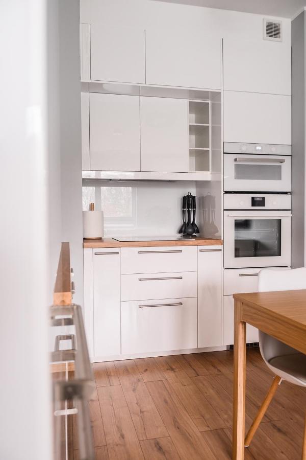 Marywilska Apartment Варшава Экстерьер фото